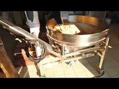 Dây chuyền sản xuất máy làm chó mèo tự động ở Đức